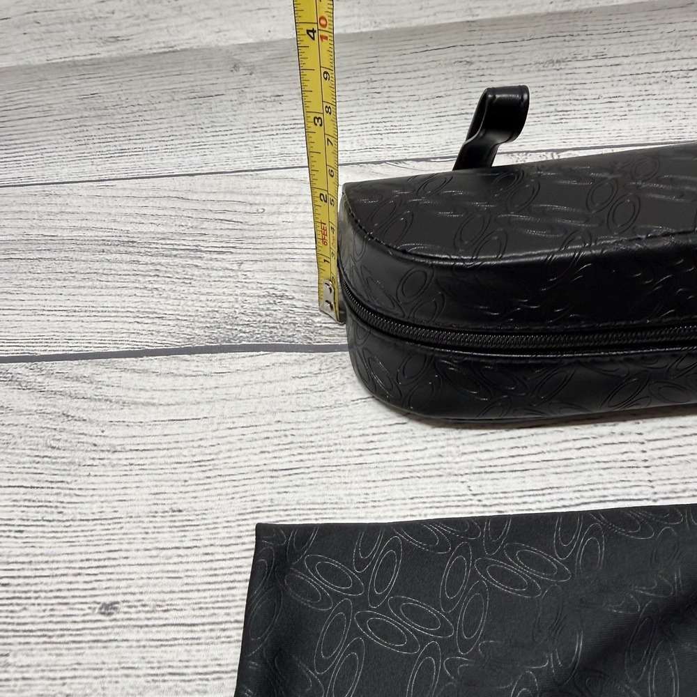 Black Oakley Sunglasses Case Faux Leather W/ Wrist Loop & Protective Pouch NEW - Picture 6 of 7